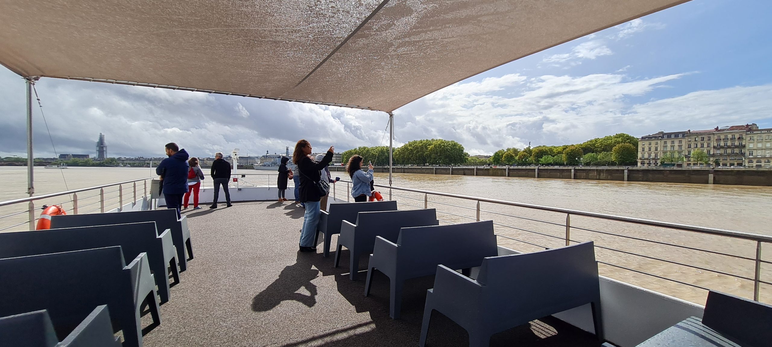 Visite de la Garonne en Bateau By LUDIMUS Creative Events